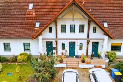 Haus Brüsewitz - 8 Zimmer, 184 m&sup2;, 350.000&euro; | Angebot:23831637