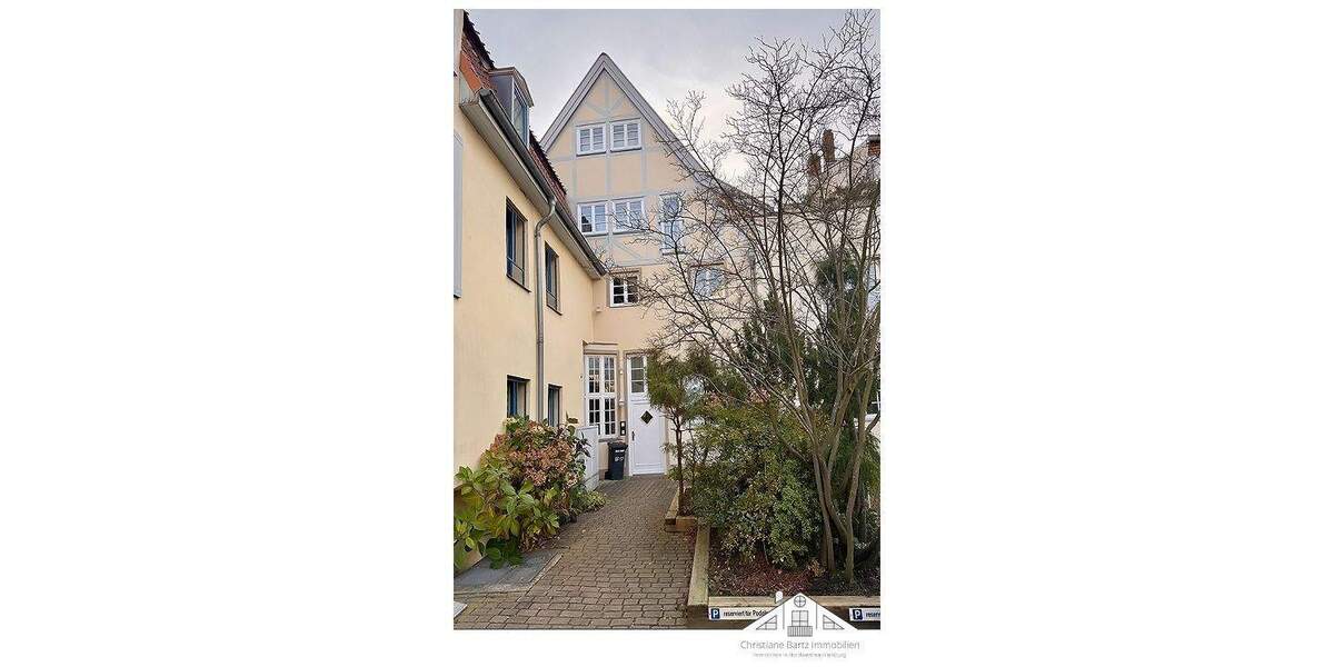 Etagenwohnung Wismar Altstadt - 2 Zimmer, 87 m&sup2;, 872&euro; | Angebot:24040573