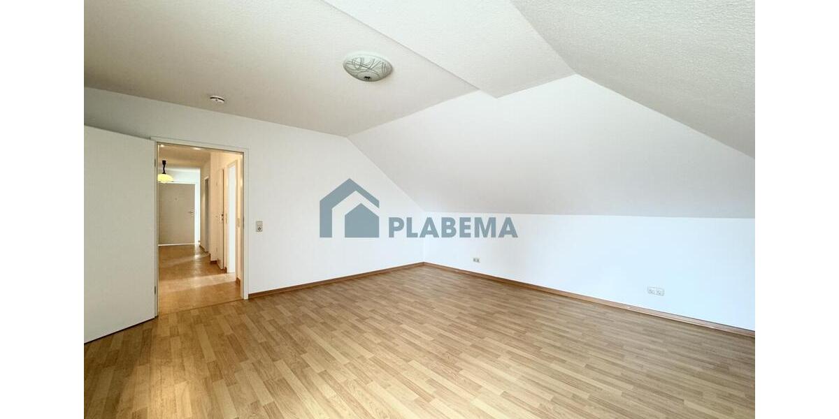 Dachgeschoßwohnung Schwerin Friedrichsthal - 2 Zimmer, 84 m&sup2;, 1.044&euro; | Angebot:26652109