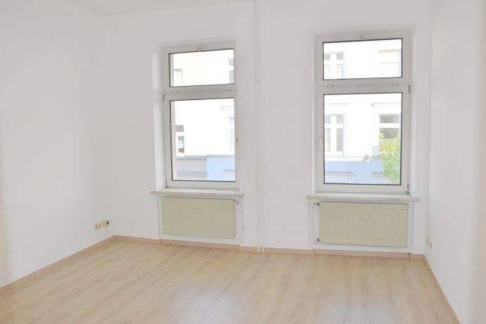Etagenwohnung Schwerin Paulsstadt - 3 Zimmer, 57 m&sup2;, 430&euro; | Angebot:26863159