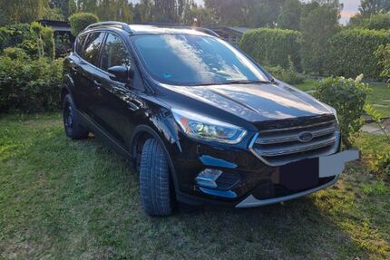 Ford Kuga 90.000 km 9.900 &euro; Schwerin 19061