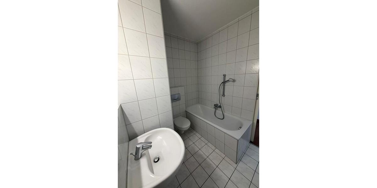 Etagenwohnung Schwerin Friedrichsthal - 2 Zimmer, 44 m&sup2;, 484&euro; | Angebot:25974686