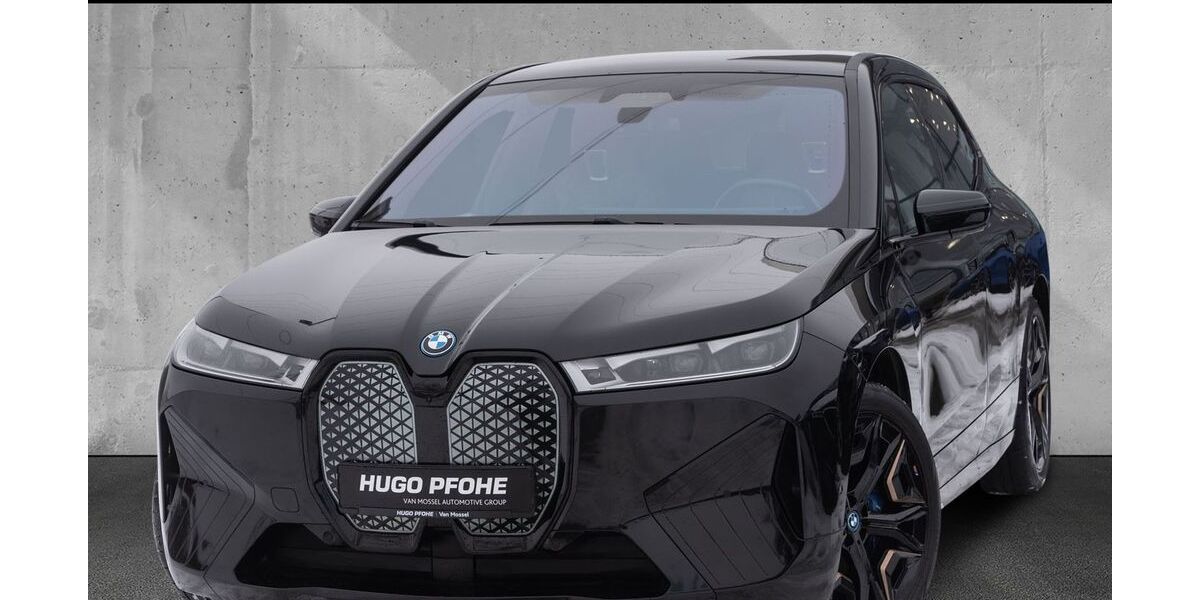 BMW iX 129.300 km 53.970 &euro; Schwerin 19057