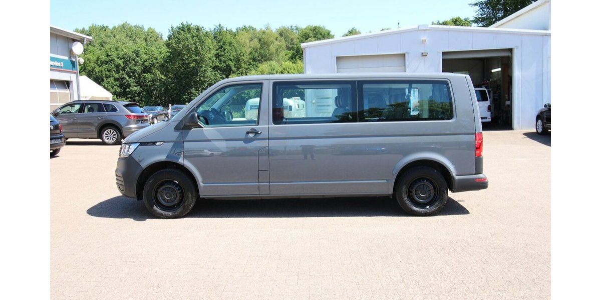 VW T6.1 Transporter Kombi lang 2.0 TDI 9-SITZER+AHK 161.457 km 27.900 &euro; Hagenow 19230