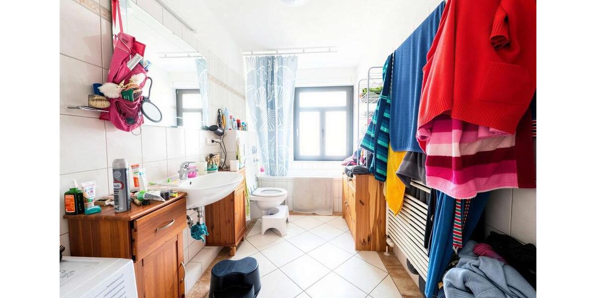 Etagenwohnung Schwerin - 3 Zimmer, 81 m&sup2;, 815&euro; | Angebot:26682664