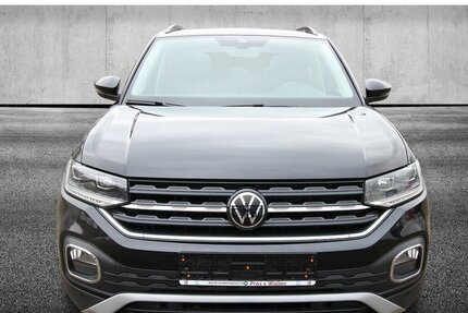VW T-Cross TSI OPF Active LED+NAVI+KAMERA+ACC 46.636 km 18.900 &euro; Hagenow 19230