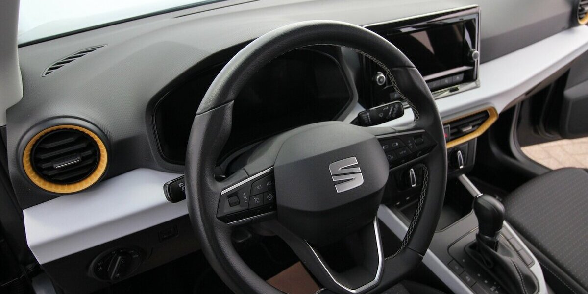 Seat Arona TSI OPF 7-DSG Style LED+TEMPOMAT+KLIMA+ALU 17.466 km 18.700 &euro; Hagenow 19230