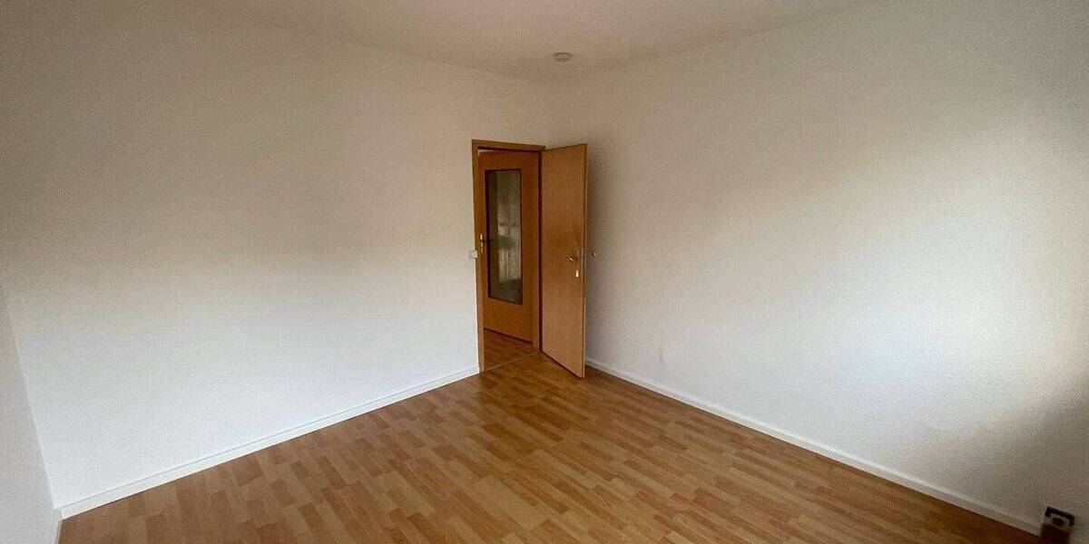 Etagenwohnung Schwerin Lankow - 3 Zimmer, 54 m&sup2;, 89.000&euro; | Angebot:26852764