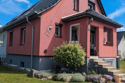 Haus Brüel - 4 Zimmer, 120 m&sup2;, 210.000&euro; | Angebot:27273582